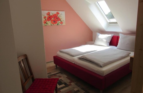 Burgel Apartment | Feriendomizil Taupadel