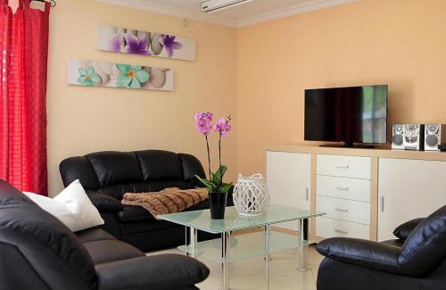 Verchen House | Ferienhäuser am Kummerower See, Verchen