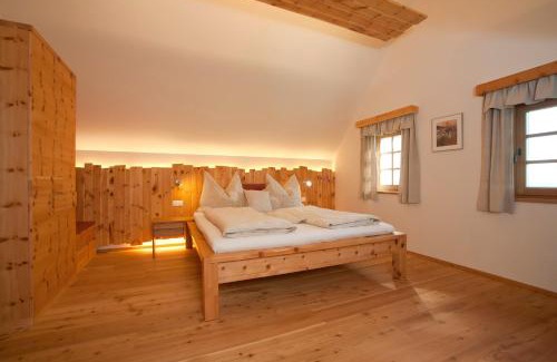 Johnsdorf-Brunn House | Ferienhäuser im Weingarten