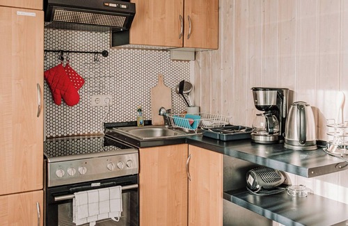 Luetow House | Ferienhäuser Insel Usedom - Waldhaus 3 - Waldgrundstück Direkt am Achterwasser!