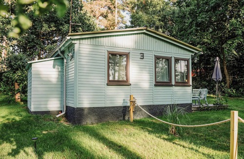 Luetow House | Ferienhäuser Insel Usedom - Waldhaus 3 - Waldgrundstück Direkt am Achterwasser!