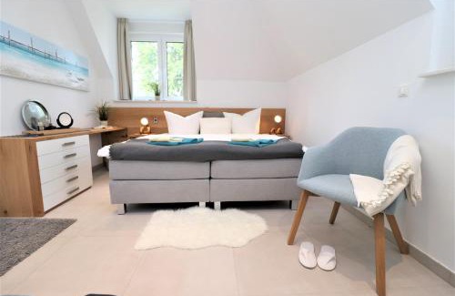 Neuhaus House | Ferienhäuser Villa Ostseekind