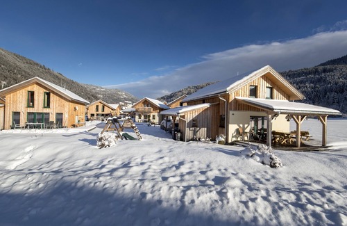 Murau House | Ferienhaus #21b mit 3 Schlafzimmern & IR-Sauna/Feriendorf Murau