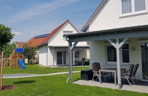 Weigenheim Apartment | Ferienhaus (75 m2) mit großzügiger Küche, offener Galerie und Terrasse