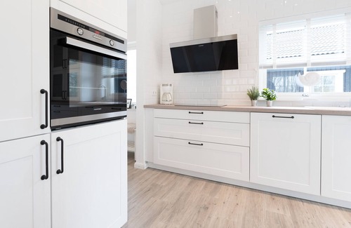 Blekendorf House | Ferienhaus Ahoi Lee mit Kaminofen und Eigener Sauna in Blekendorf-kaköhl