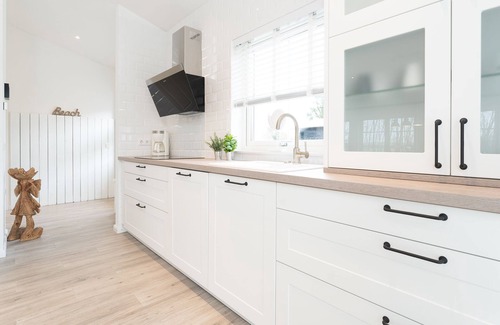 Blekendorf House | Ferienhaus Ahoi Lee mit Kaminofen und Eigener Sauna in Blekendorf-kaköhl