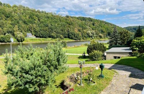 Ebenheit Apartment | Ferienhaus am Elberadweg mit Sauna & Kamin - Natur, Erholung & S-Bahn-Anbindung - Saxon Oase