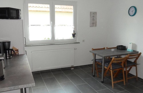 Bad Kreuznach District Apartment | Ferienhaus am Felsen - Ferienhaus, Dusche, WC, 3 Schlafräume