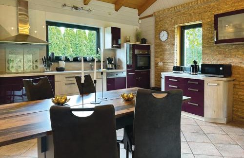 Blankenburg House | Ferienhaus Am Hang, Sky-Entertainment, DAZN, Carport, alles Barrierefrei