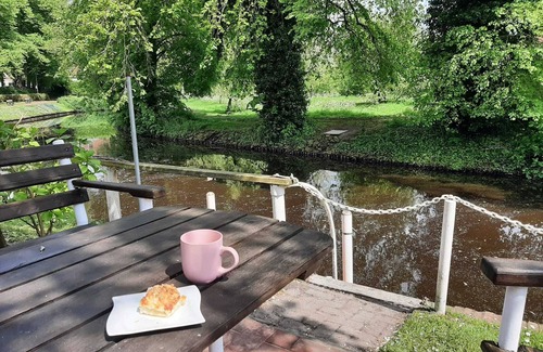 Oldersum House | Ferienhaus am Kanal
