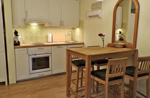 Niedershausen House | Ferienhaus am Knoten T12 Küche, Grill, Terrasse, Haustier Willkommen ww-knoten Reihenhaus