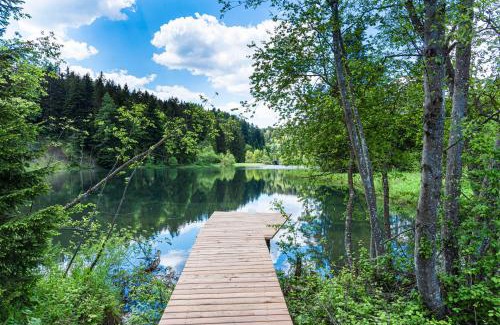 Annaberg Villa | Ferienhaus am See mit Sauna und Whirlpool