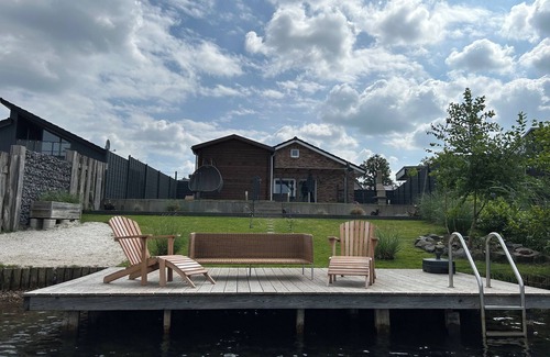 Barssel House | Ferienhaus am See mit Sauna