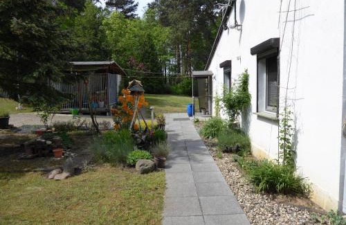 Laasow Apartment | Ferienhaus Am Waldrand - "Nebra"