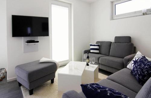 Peenemuende House | Ferienhaus am Yachthafen in Peenemuende