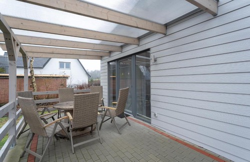 Janneby Apartment | Ferienhaus Carstensen - gemütlich und rollstuhlfreundlich eingerichtetes Ferienhaus mit Terrasse