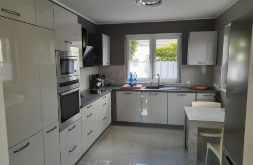 Rhein-Erft-Kreis District House | Ferienhaus Deußen