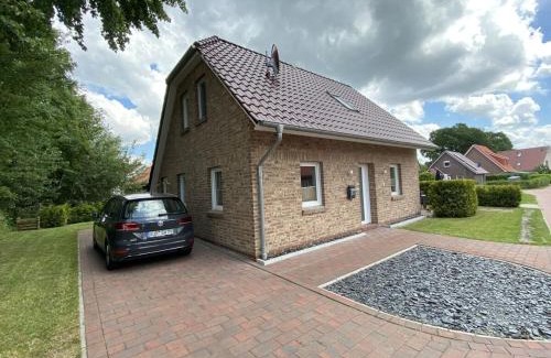 Tannenhausen House | Ferienhaus Ella am See