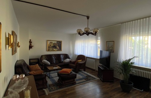 Eschborn House | Ferienhaus Eschborn, Frankfurt, Messe