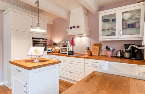 Wrixum Apartment | Ferienhaus Föhrstuben Wohnung Fleederbeerstuv