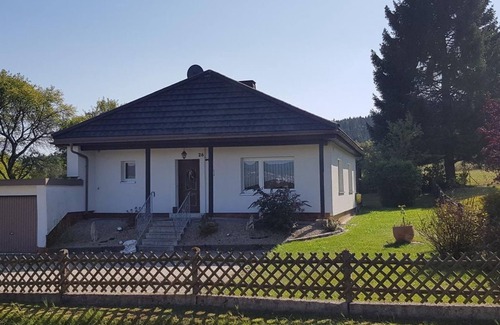 Mehlmeisel House | Ferienhaus Gemütlichkeit - Ferienhaus, Dusche, WC, 1 Schlafraum