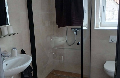 Rottingen Hotel | Ferienhaus Hofmann Strüth 7