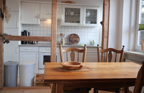 Rothesutte Apartment | Ferienhaus im Bergdorf mit Terasse und Garten