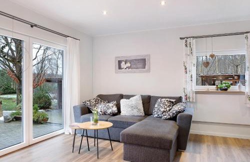 Varel Apartment | Ferienhaus Im Grünen