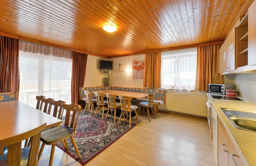 Kloesterle am Arlberg House | "Ferienhaus in Klösterle" with Mountain View, Wi-Fi, Balcony, Terrace & Garden