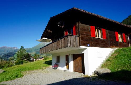 Sedrun Apartment | Ferienhaus Kuster