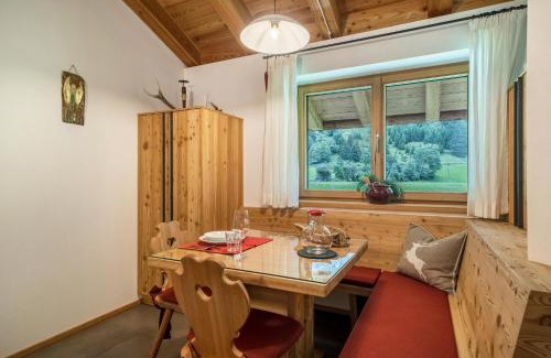 Racines Apartment | Ferienhaus Larch Soge Apt Helmuth
