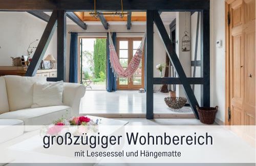 Lebus House | Ferienhaus Lebuser Land für bis zu 4 Personen mit 1300 qm Garten und Privatsauna, grandiosen Blick über die Oder, sonntags late check out bis 18 Uhr inklusive