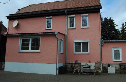 Daasdorf a. Berge Apartment | Ferienhaus Lindenhof