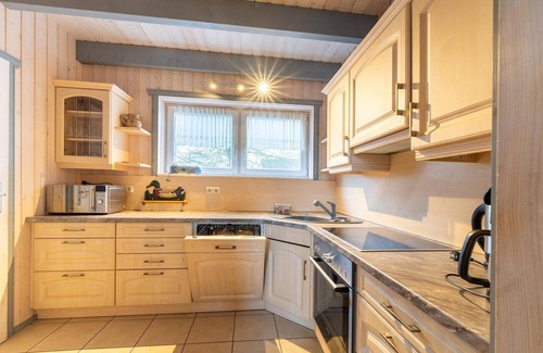Mirow House | Ferienhaus mit Terrasse und Balkon