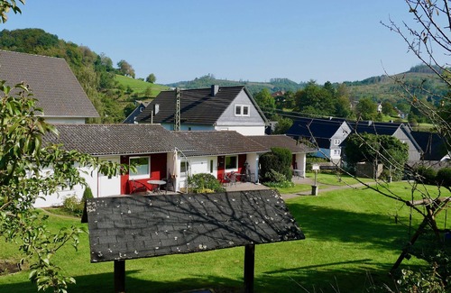 Elsoff Apartment | Ferienhaus Mittelhof 14 - Gemütliches Ferienhäuschen im Kreis Siegen-wittgenstein