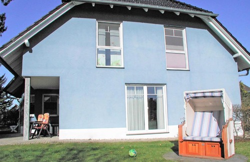 Ostseebad Baabe Apartment | Ferienhaus Morgenstern in Baabe mit Kamin und Garten
