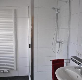 Roschbach Apartment | Ferienhaus Rauwolf mit 2 Ferienwohnungen