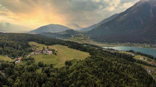 Hermagor-Pressegger See Apartment | Ferienhaus Schmied