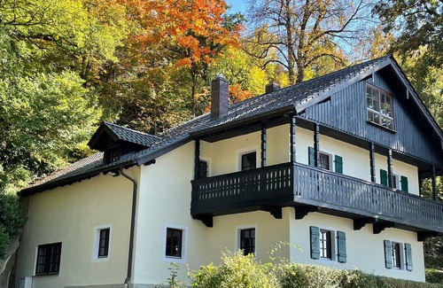Pentling House | Ferienhaus Schwalbennest - Chalet an der Donau direkt bei Regensburg