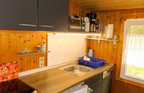 Gagern Apartment | Ferienhaus Sonnenschein - Bungalow and vacation apartment on Rügen