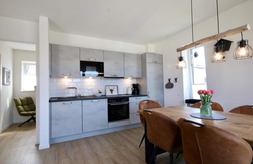 Heringhausen House | Ferienhaus Sonnenweg 40 Diemelsee mit Sauna und Garten