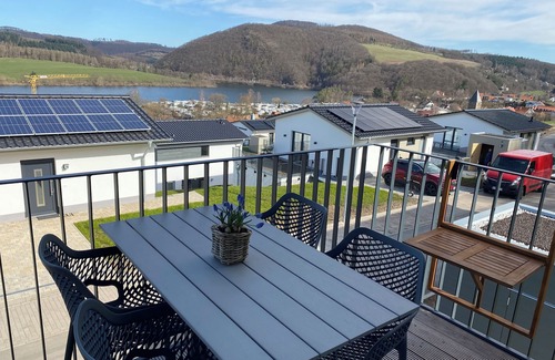 Heringhausen House | Ferienhaus Sonnenweg 40 Diemelsee mit Sauna und Garten