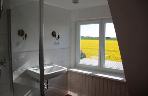 Neue Tiefe House | "Ferienhaus Strandläufer"