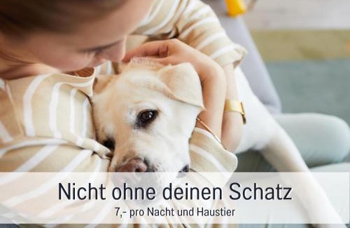 Steinberg House | Ferienhaus Töpferhaus - strandnah, haustierfreundlich, optimal für Workation, Kaminofen, Garten, für Paare und Alleinreisende