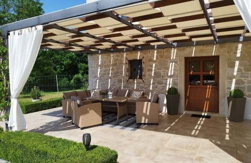Ripenda Verbanci Villa | Ferienhaus Villa Veselici