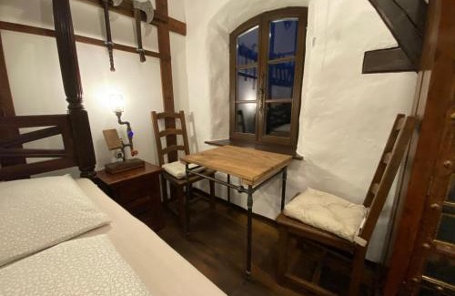 Leppersdorf Apartment | Ferienhaus WAFFENKAMMER für 7 Erw im Rittergut Leppersdorf bei Radeberg