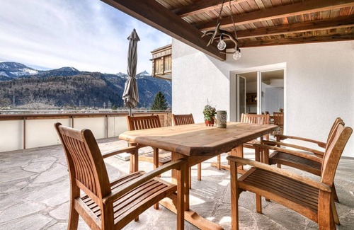 Nueziders Apartment | Ferienhaus Walter by A-appartments - Ferienhaus, Dusche und Badewanne, Terrasse
