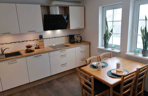 Eslohe Apartment | Ferienhaus Weitblick, 170 qm, 5 Schlafräume, Terrasse, Max. 10 Personen