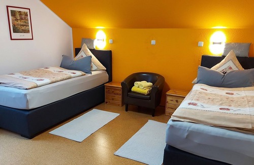Wahlrod Apartment | Ferienhaus - Wohnung A - Ferienwohnungen Hammermühle