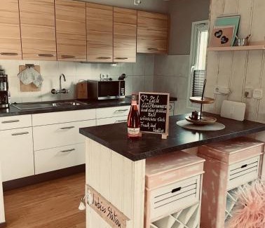 Meschede House | Ferienhaus "Zauberwald" mit Pelletofen & Sauna